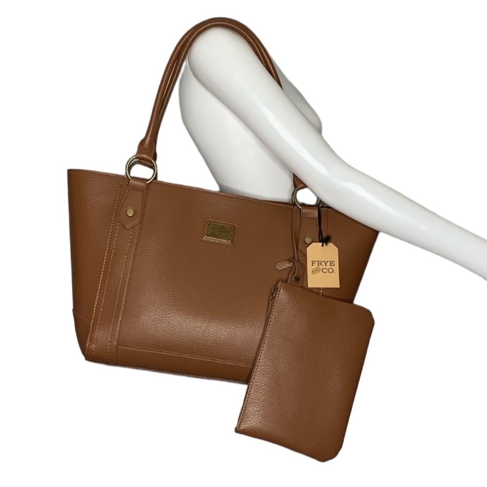 Frye And Co With Zip Pouch Shoulder Bag - Picture 1 of 14